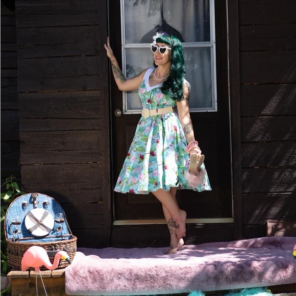 Hell Bunny Vixen Dress Womens XS Flamingo Tropical Fit & Flare V Neck Retro Flaw - Picture 12 of 12